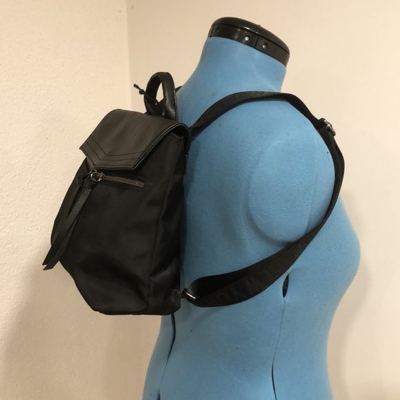 Botkier New York : NEW : Mini Trigger Backpack - Picture 2 of 9